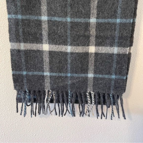 Glen Isla 100% Cashmere Scarf Fringe Gray Blue Plaid-76x10” - Picture 3 of 5
